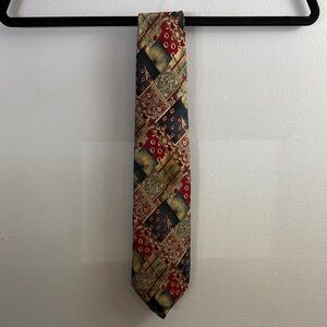 100% Silk Sophisticated Patchwork Men's Tie in Red and Gold